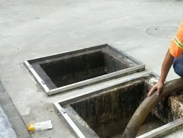 广陵化粪池清理