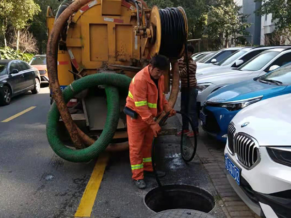 广陵排污管道清淤