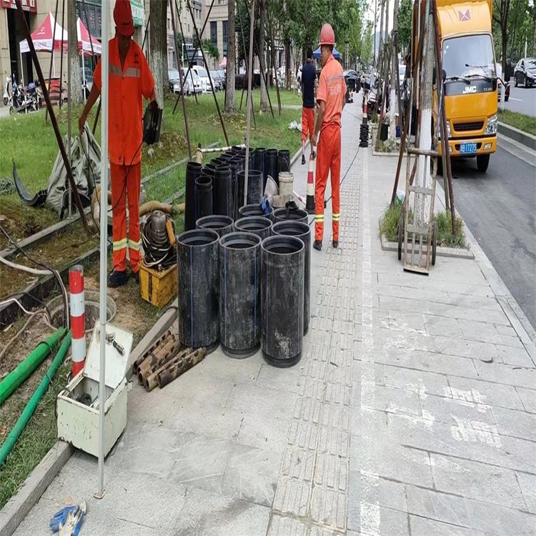 广陵管道短管置换修复